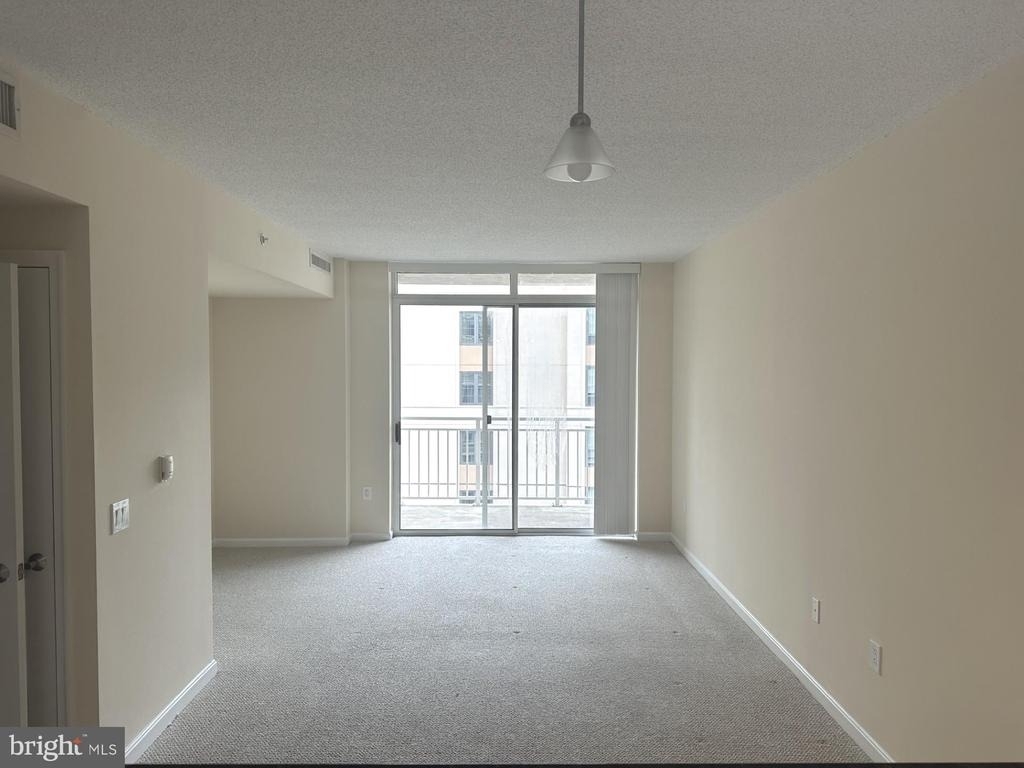 930 Wayne Avenue - Photo 5