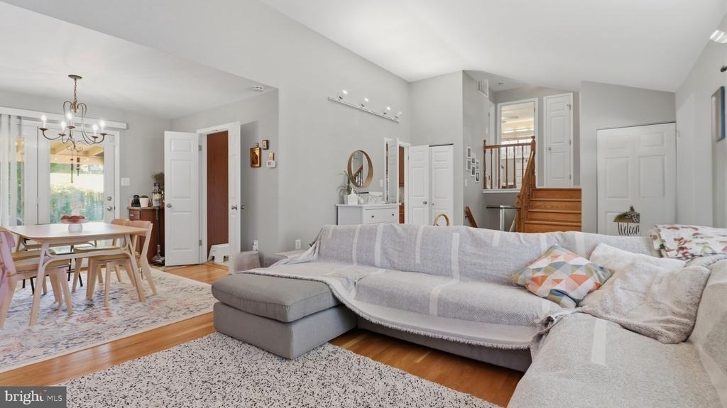 9912 Pomona Drive - Photo 14