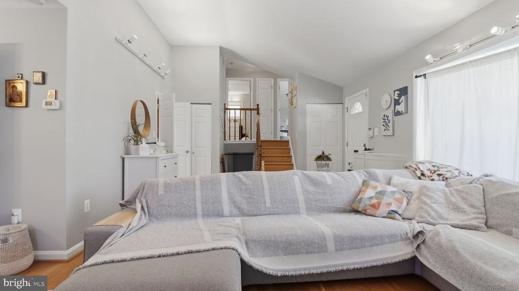9912 Pomona Drive - Photo 13