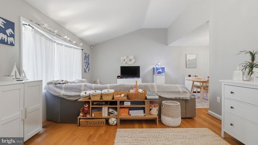 9912 Pomona Drive - Photo 12
