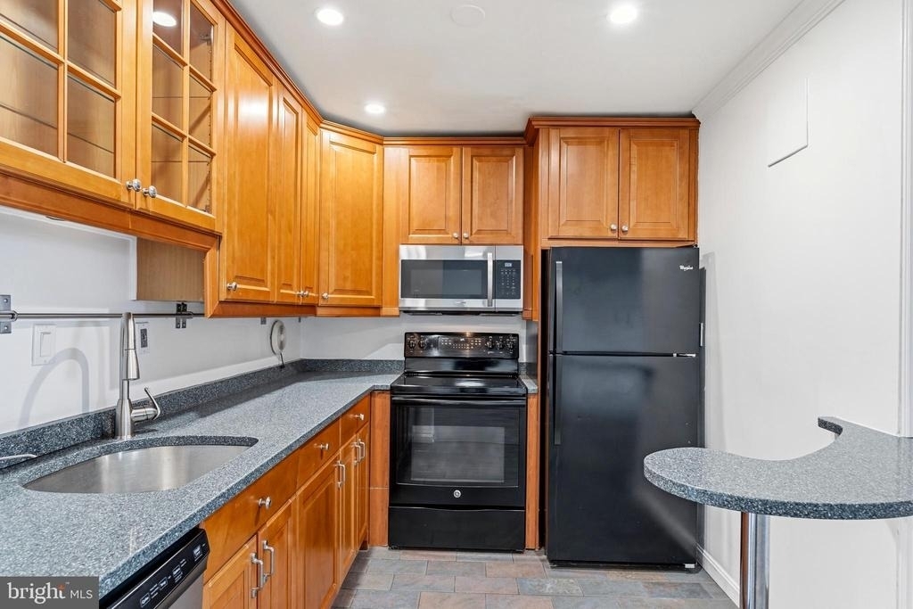 9701 Fields Road - Photo 14