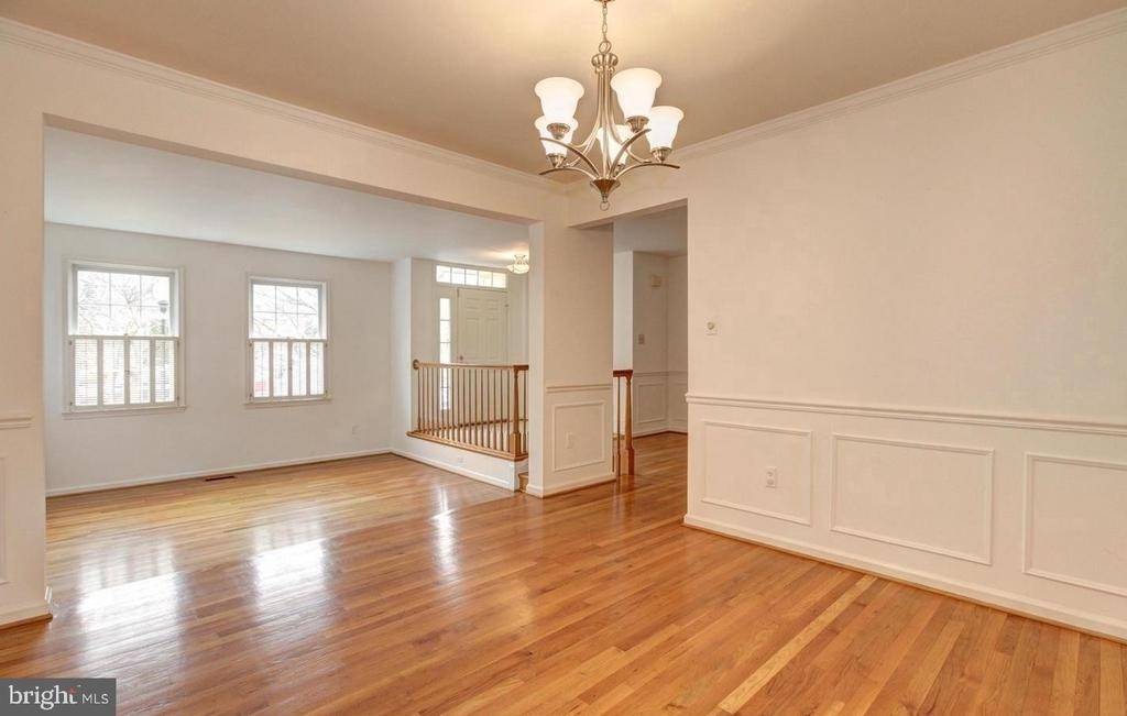 10922 Brewer House - Photo 1