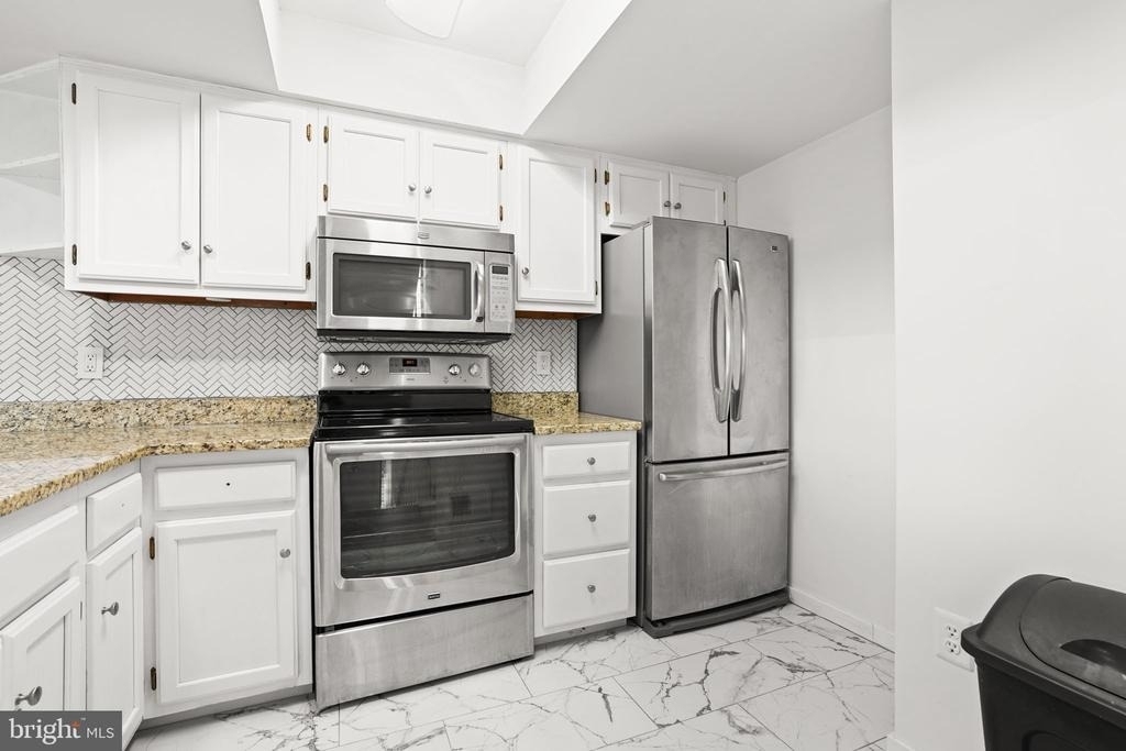 18616 Pier Point Place - Photo 10