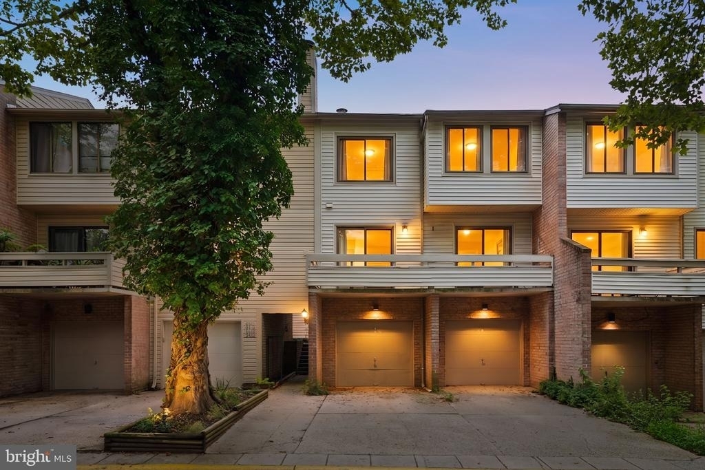 18616 Pier Point Place - Photo 32