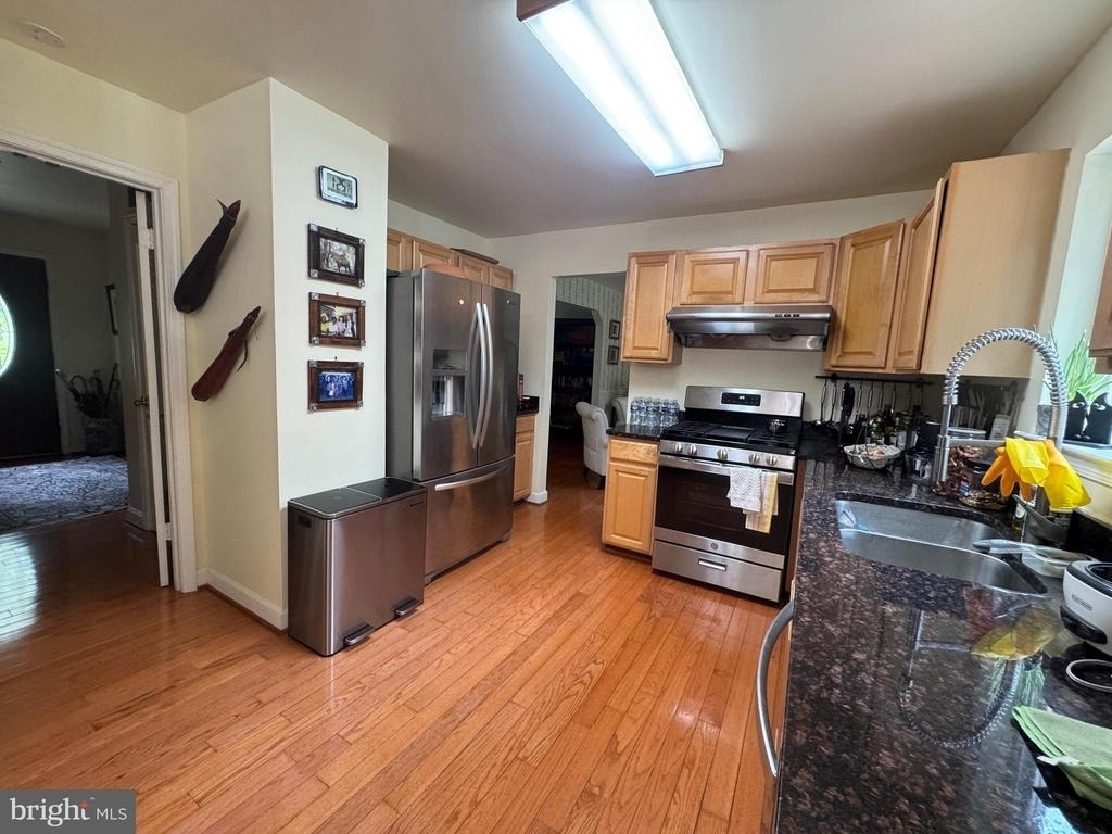 9808 Wilden Lane - Photo 9