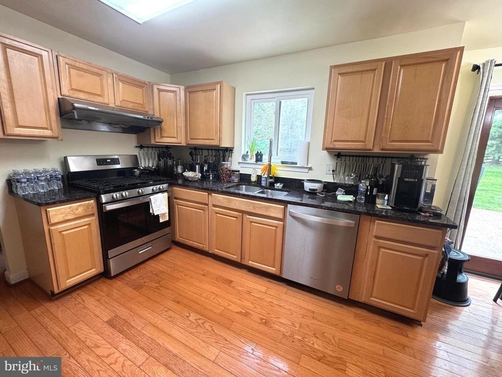 9808 Wilden Lane - Photo 7