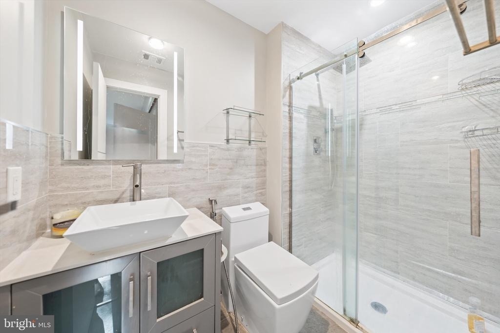18304 Streamside Drive - Photo 6