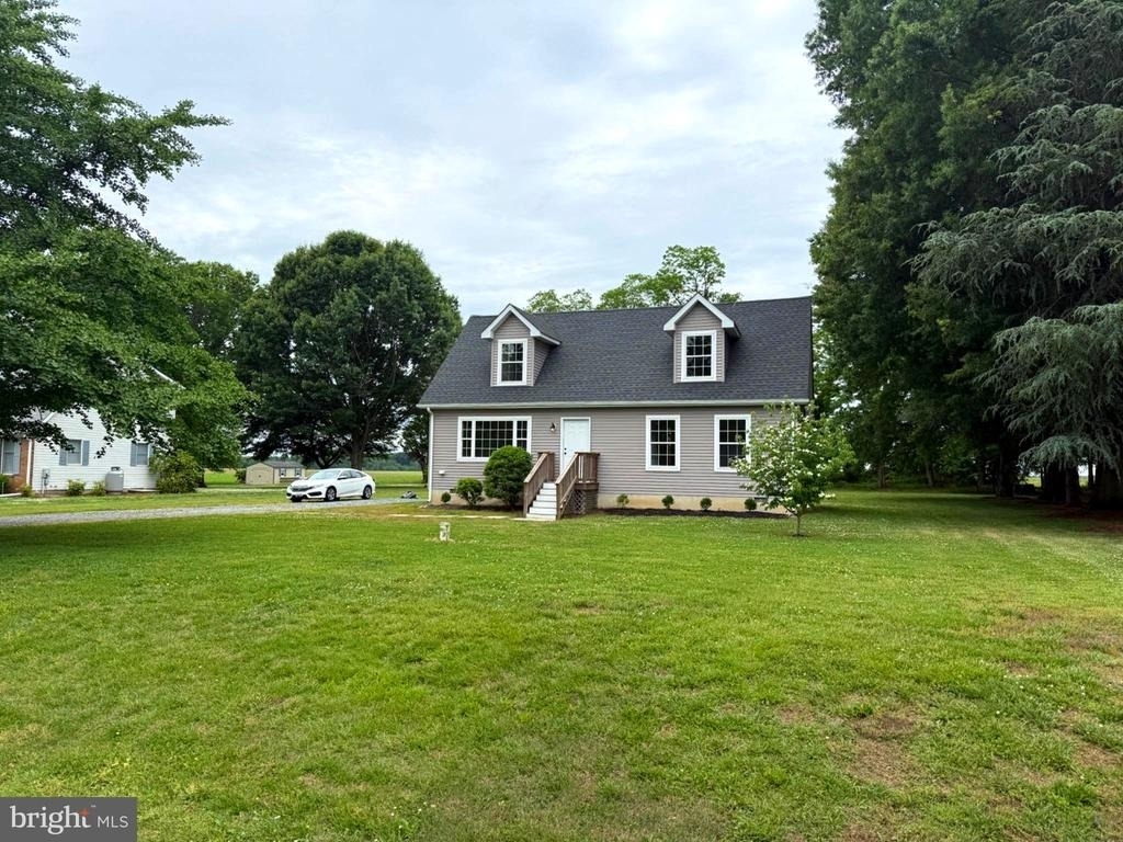 1010 Twin Court - Photo 1