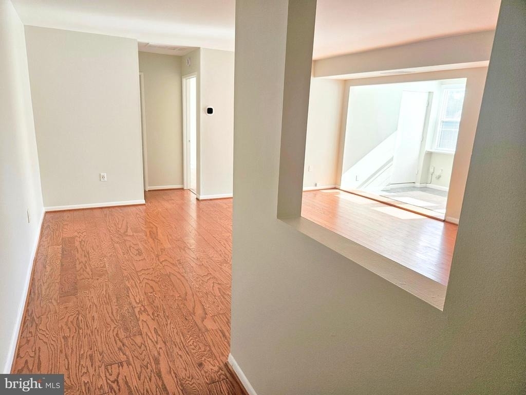 9653 Whiteacre Road - Photo 3