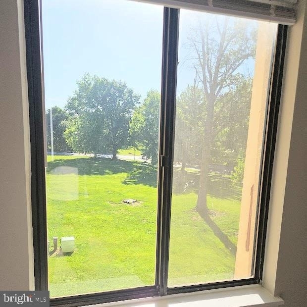 9653 Whiteacre Road - Photo 13