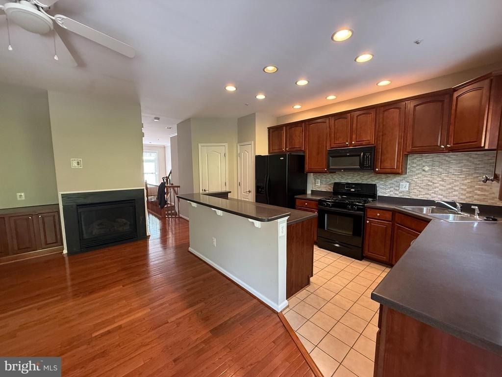 10292 Chestnut Park Lane - Photo 3