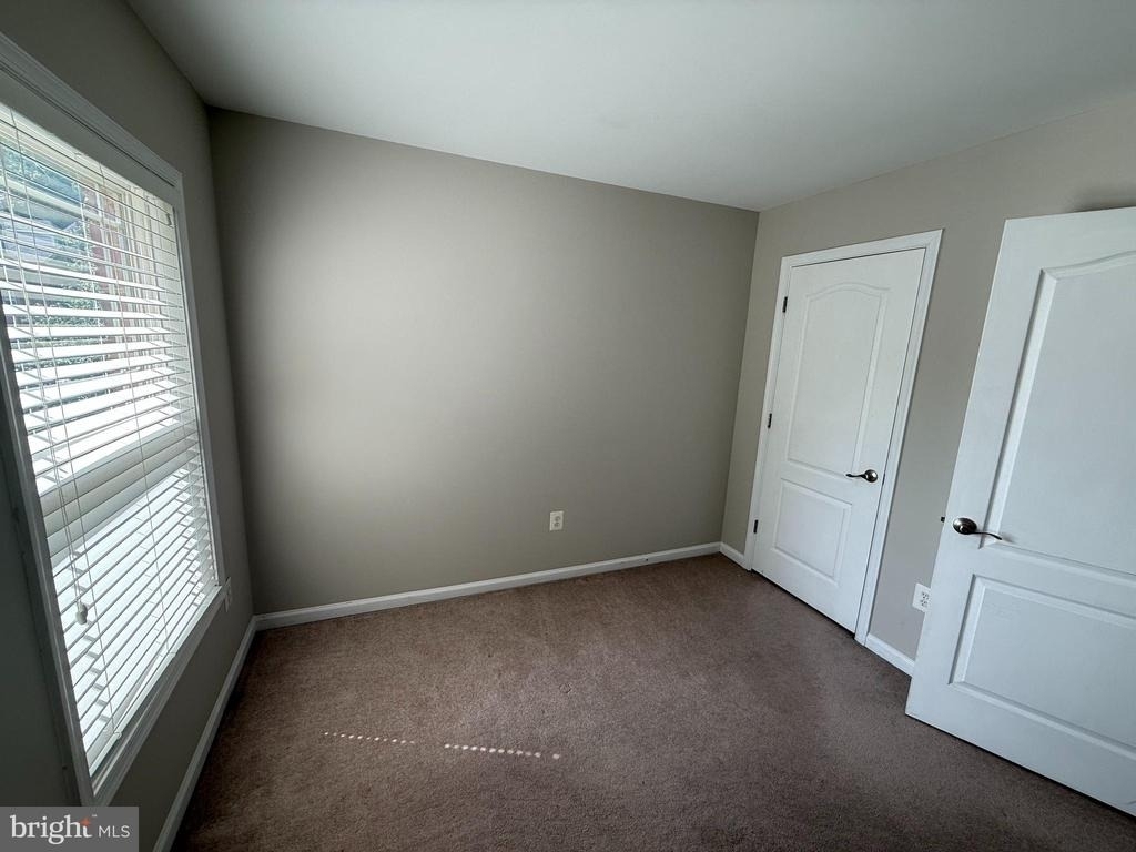 10292 Chestnut Park Lane - Photo 18