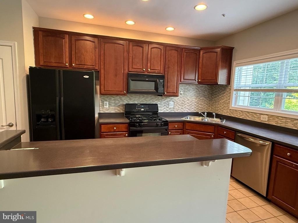 10292 Chestnut Park Lane - Photo 4