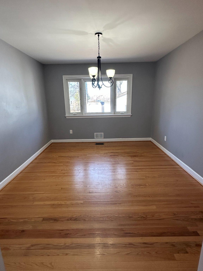 5118 Avoca Avenue - Photo 4