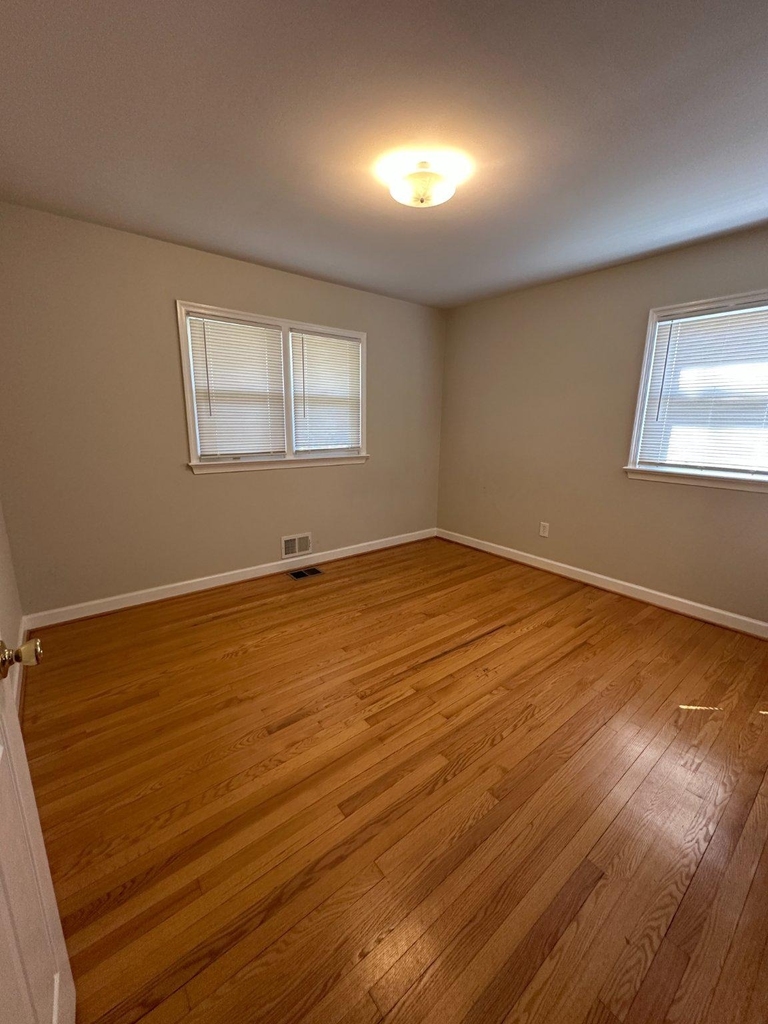 5118 Avoca Avenue - Photo 10
