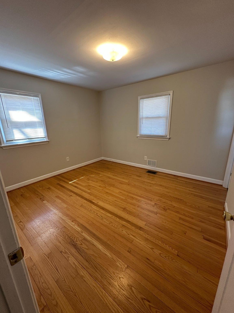 5118 Avoca Avenue - Photo 14