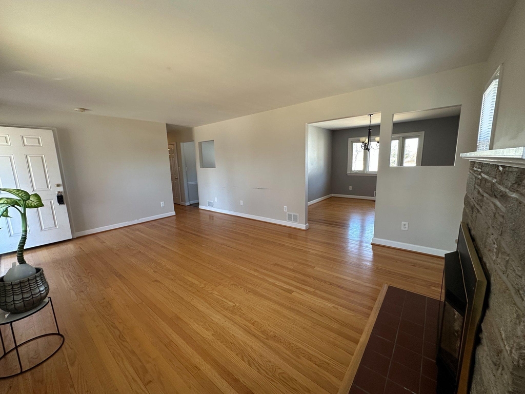 5118 Avoca Avenue - Photo 3