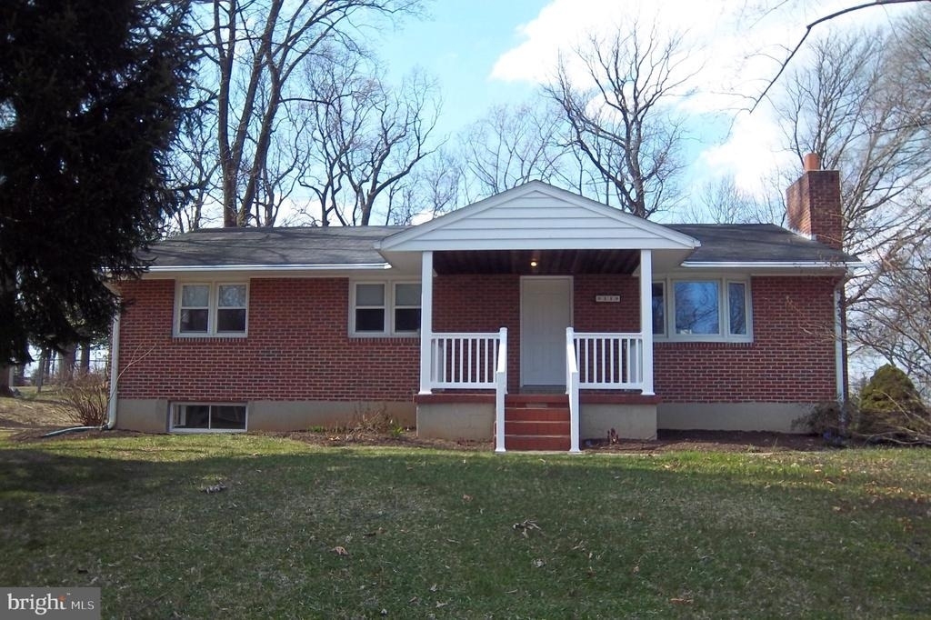 5118 Avoca Avenue - Photo 0