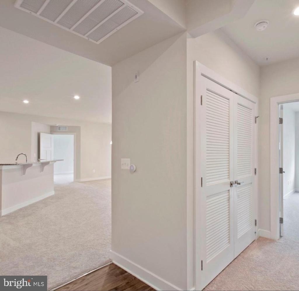10010 Ruffian Way - Photo 11