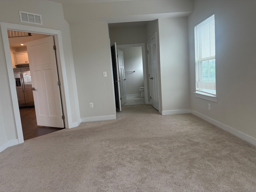10010 Ruffian Way - Photo 28