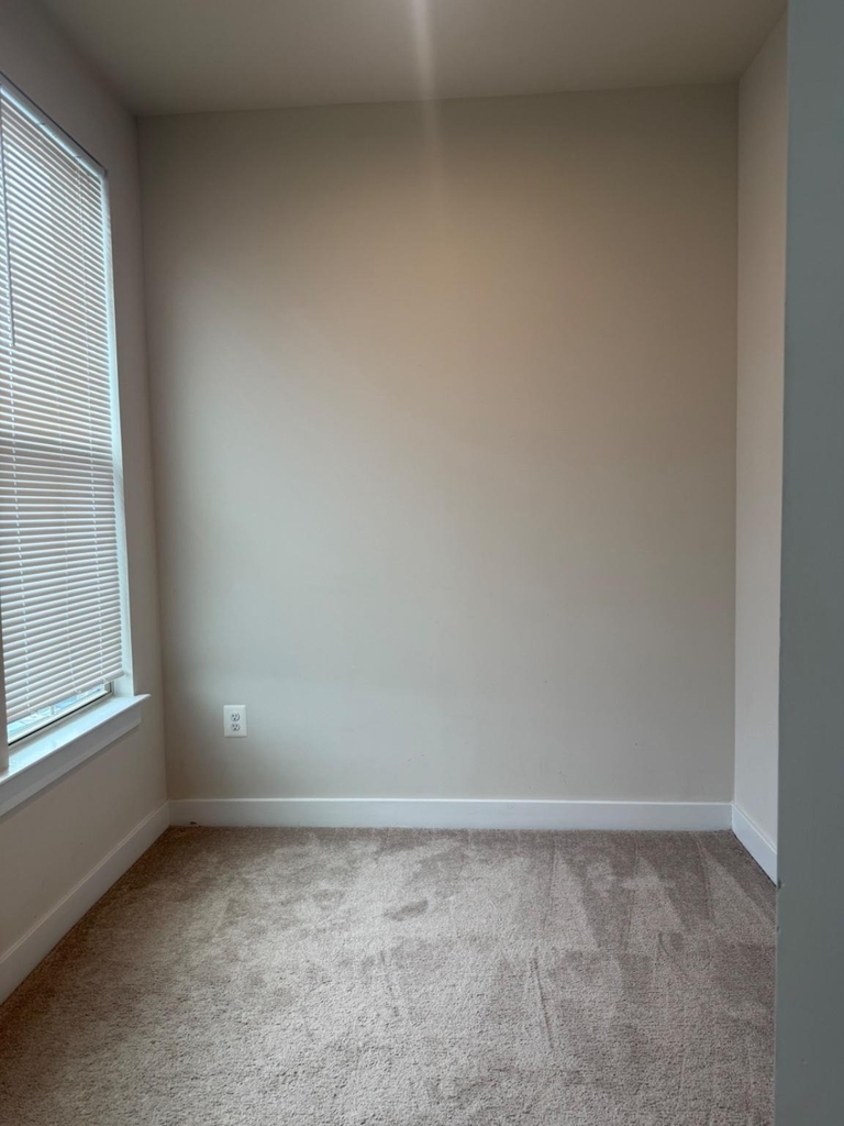 10010 Ruffian Way - Photo 21