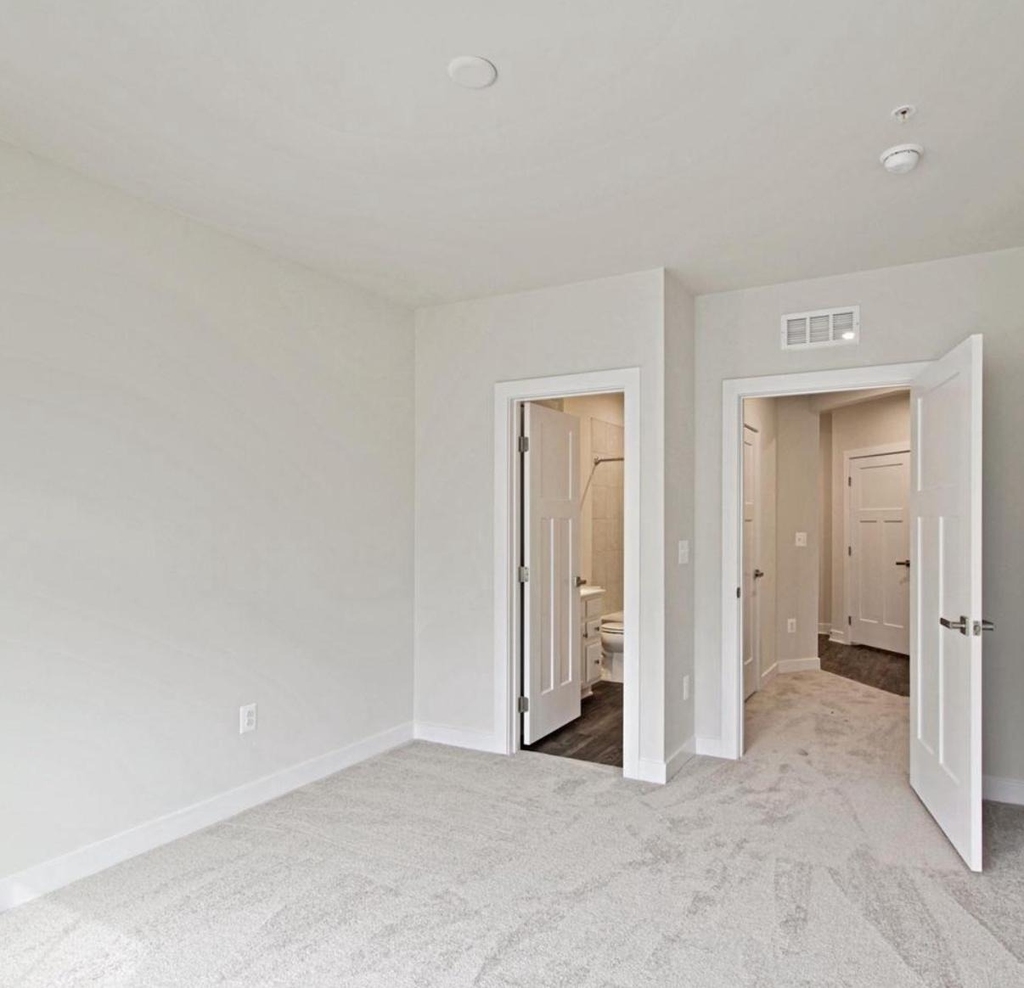 10010 Ruffian Way - Photo 5