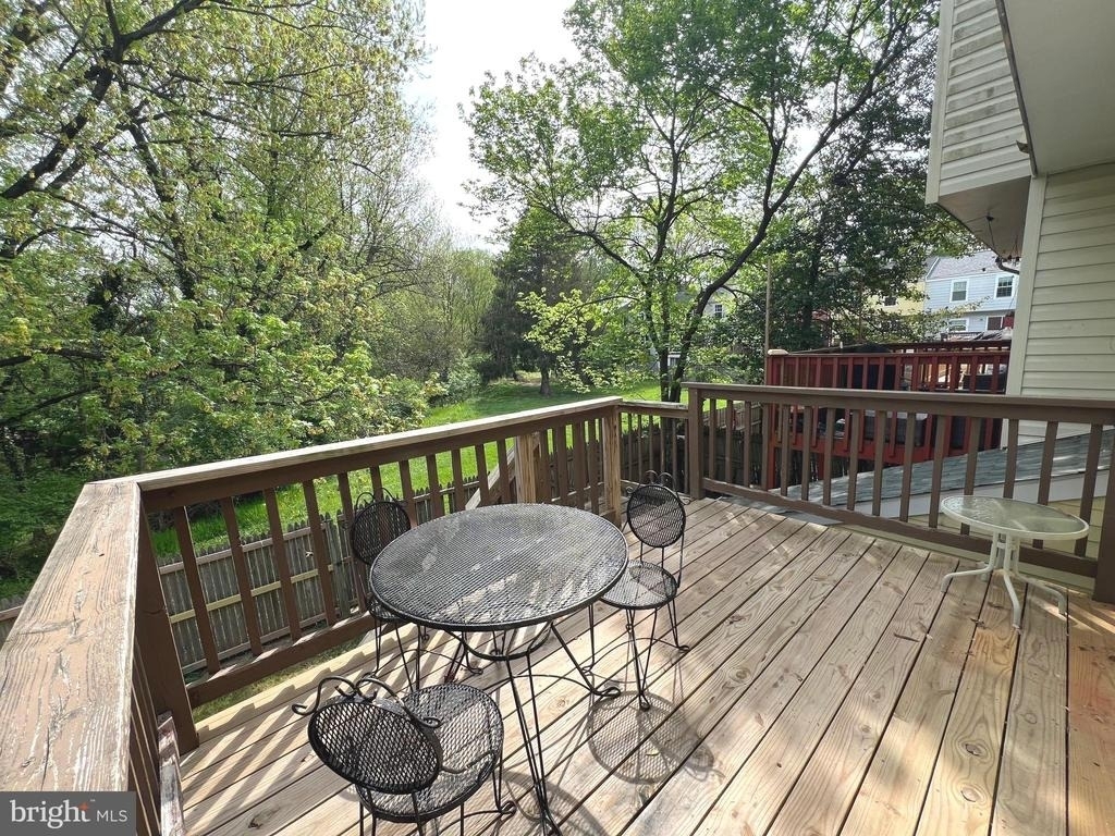1679 Colonial Way - Photo 28