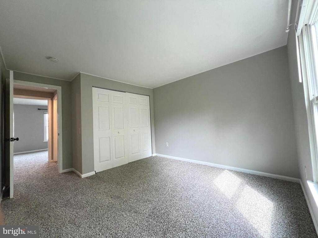 1679 Colonial Way - Photo 14