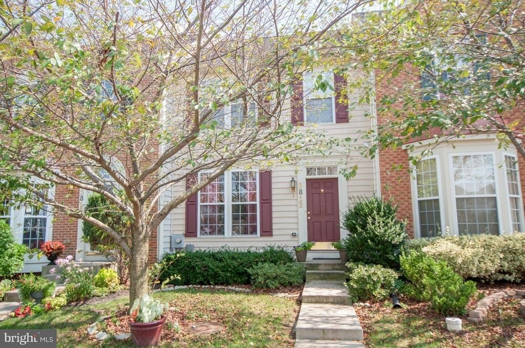 5813 Whiterose Way - Photo 0