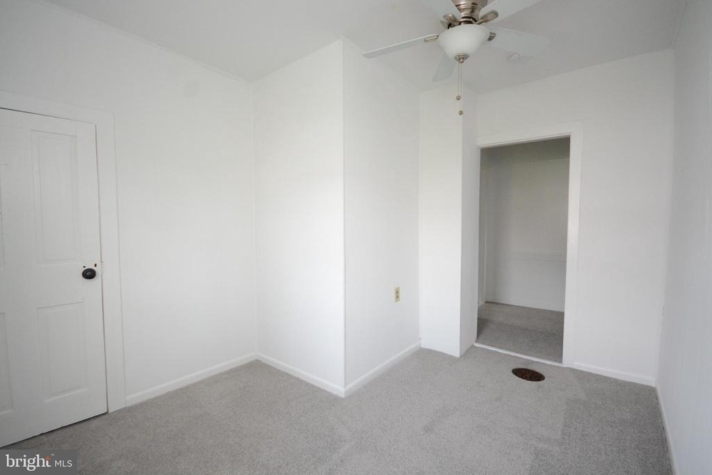 12108 Auburn Road - Photo 18