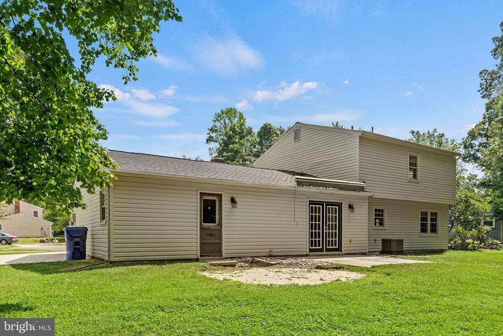 2324 Kent Court - Photo 27