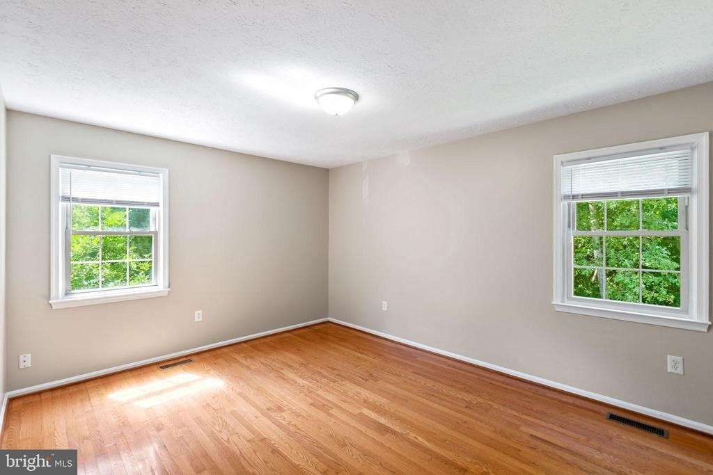 2324 Kent Court - Photo 24