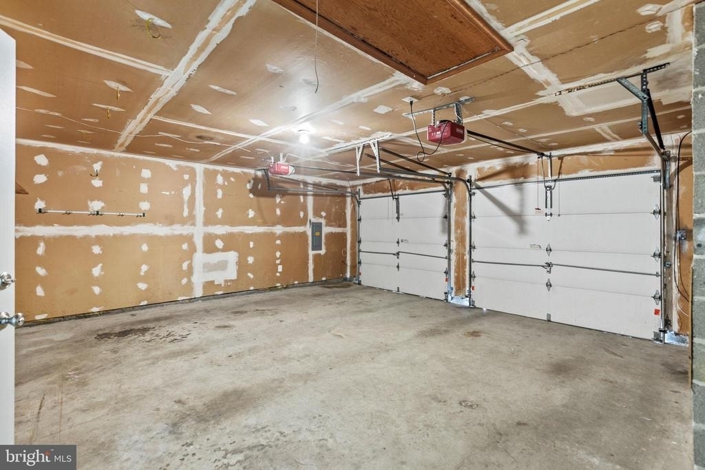2324 Kent Court - Photo 16