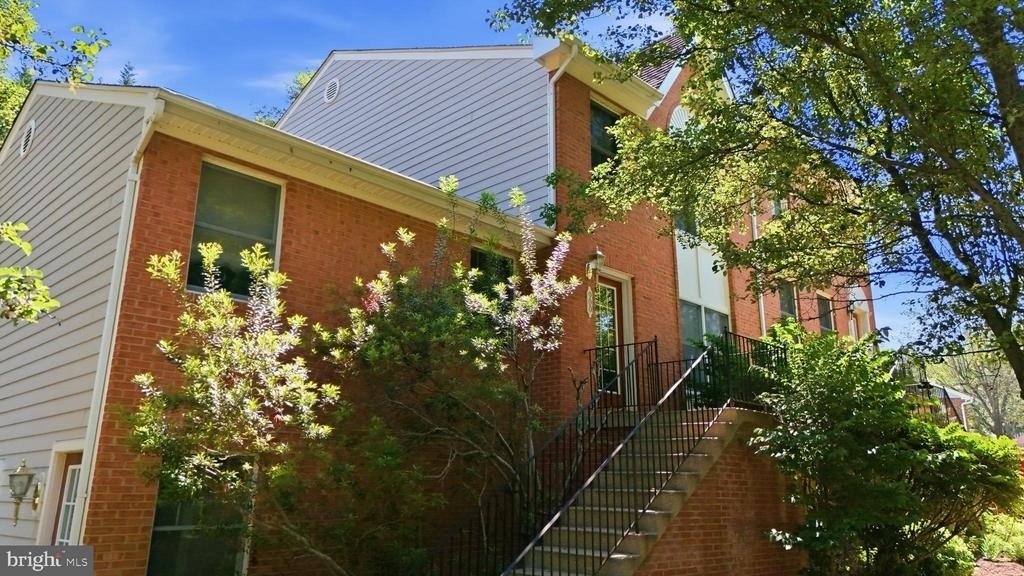 900 Hickory Circle - Photo 3