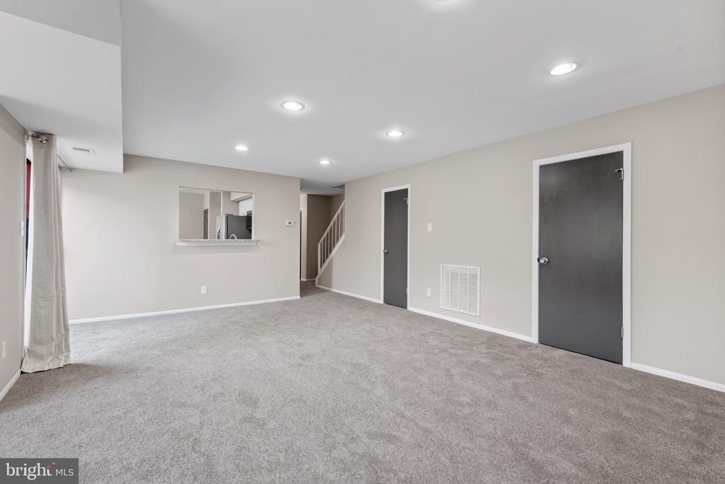 8018 Valley Manor Road - Photo 28