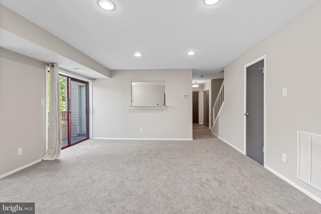 8018 Valley Manor Road - Photo 23