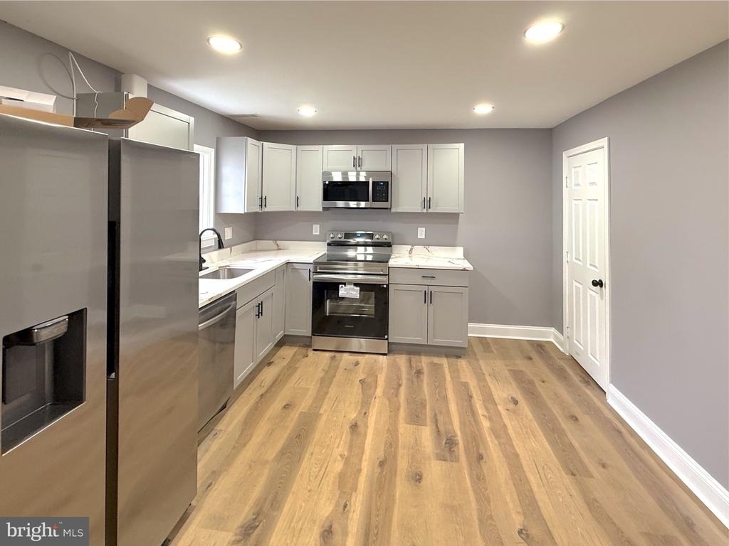 3703 6th Street - Photo 1