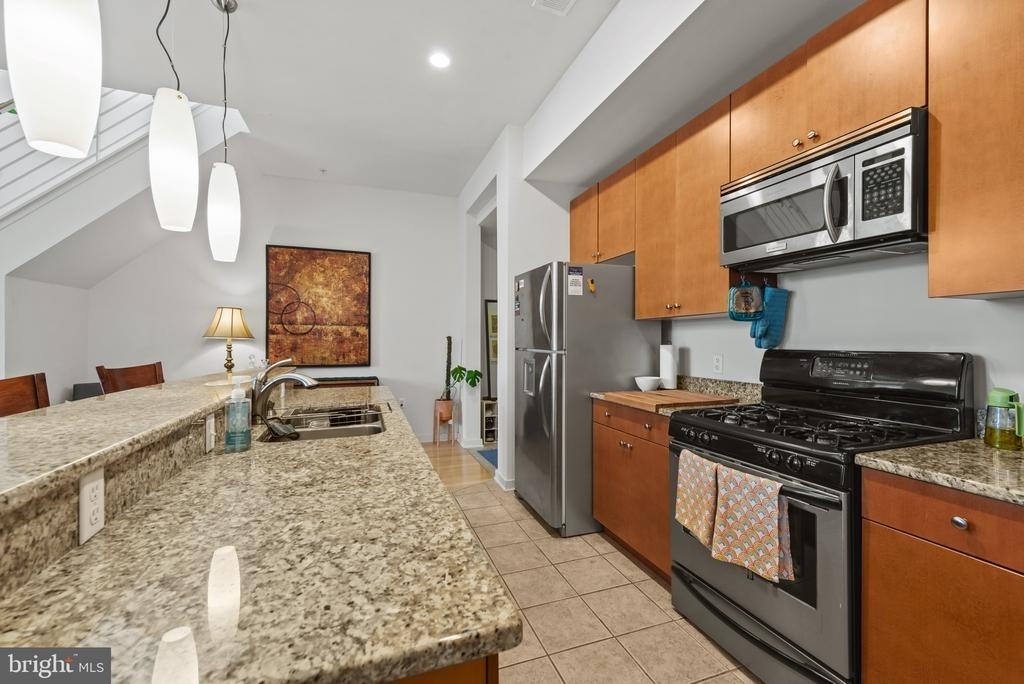 1209 N Charles Street - Photo 18