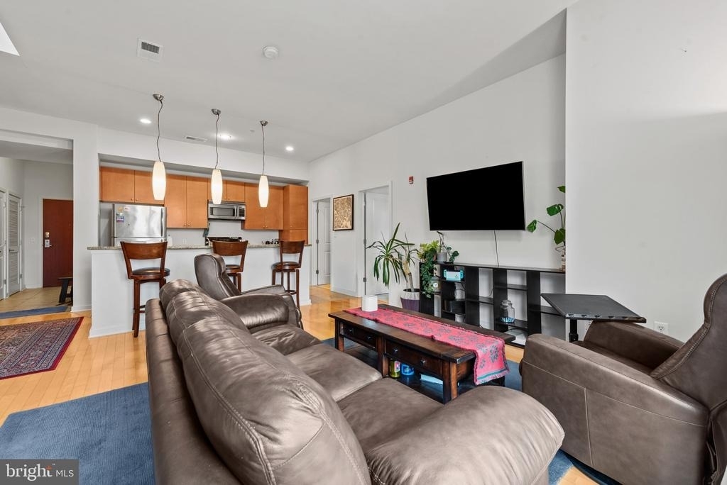 1209 N Charles Street - Photo 11