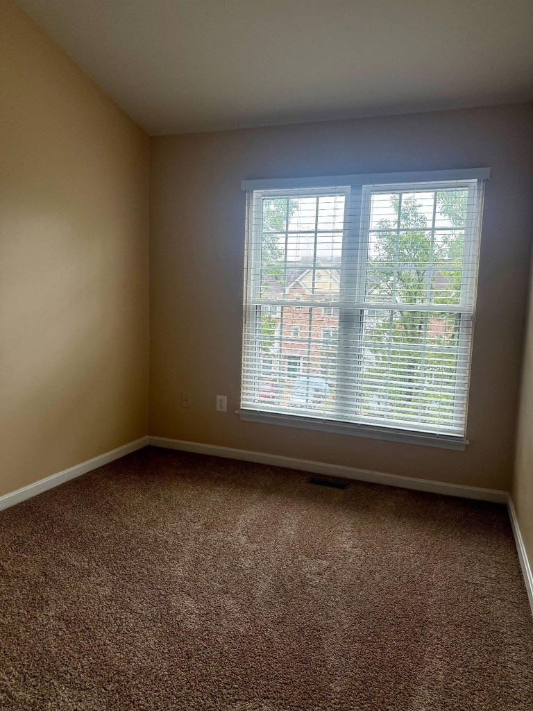 2202 Commissary Circle - Photo 16