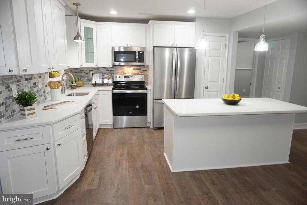295 Overleaf Court - Photo 1