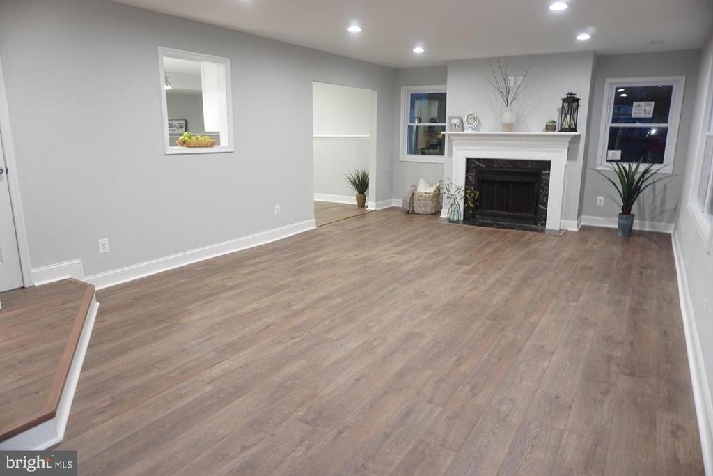 295 Overleaf Court - Photo 5