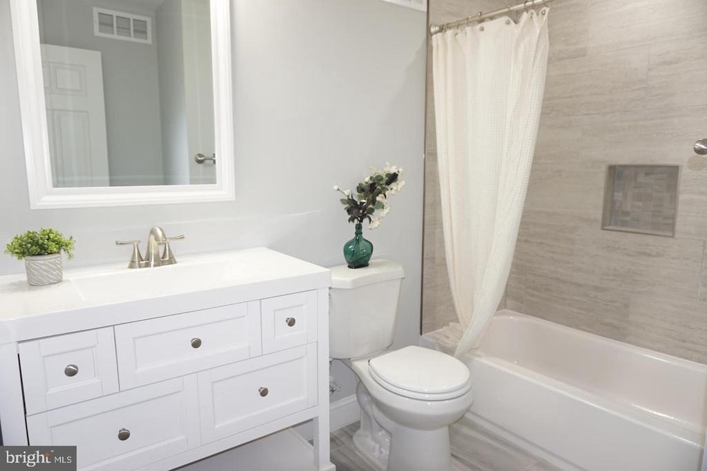 295 Overleaf Court - Photo 11