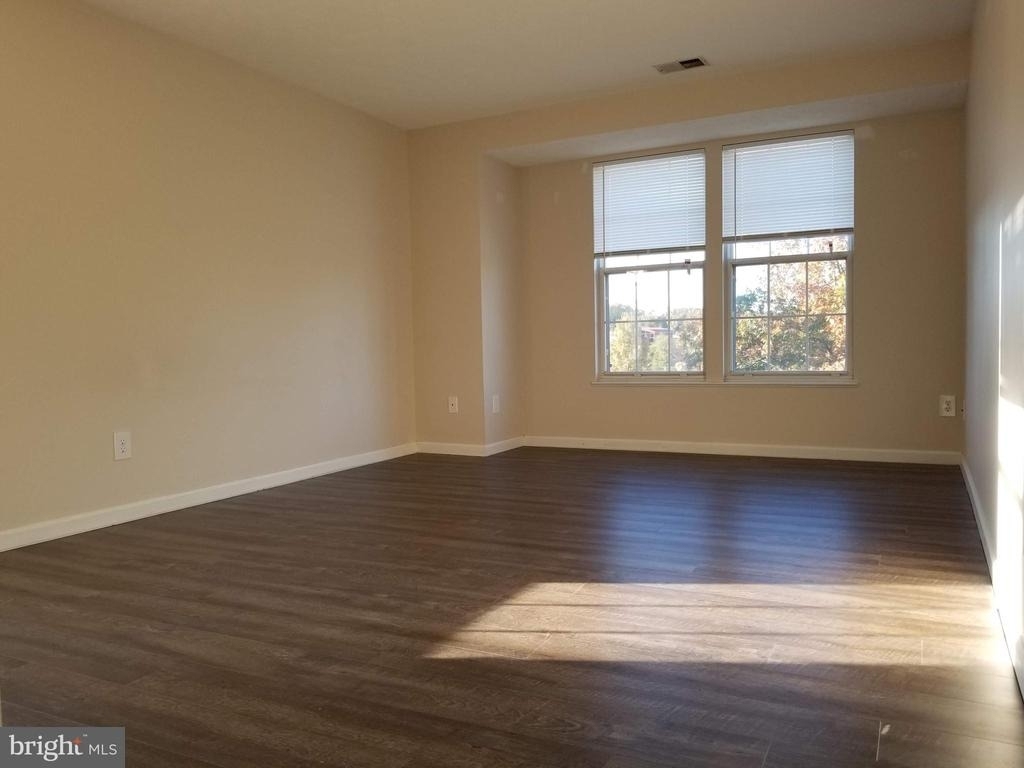 696 Winding Stream Way - Photo 13