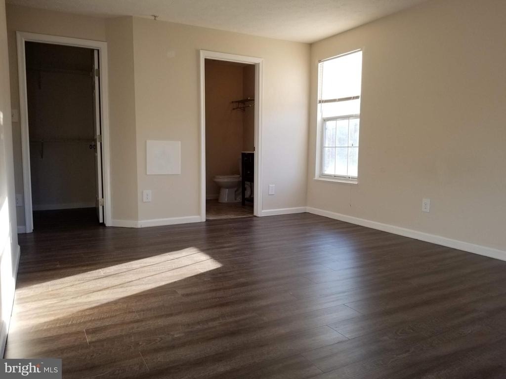 696 Winding Stream Way - Photo 14