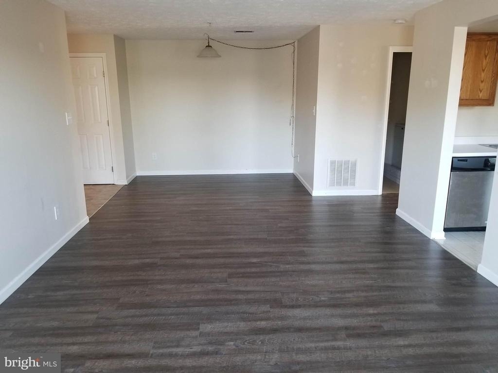 696 Winding Stream Way - Photo 11