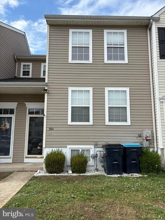 384 Braddock Road - Photo 0