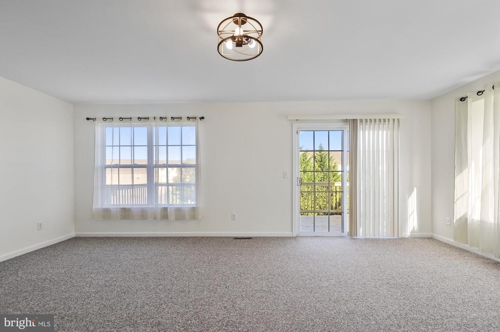311 Paradee Drive - Photo 9