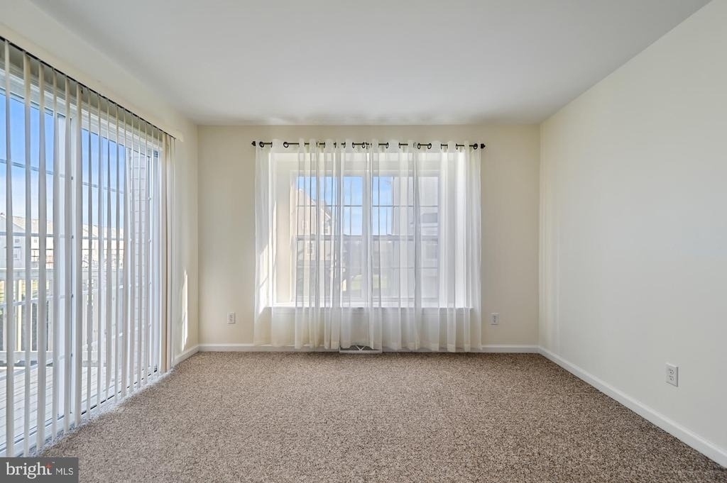 311 Paradee Drive - Photo 11