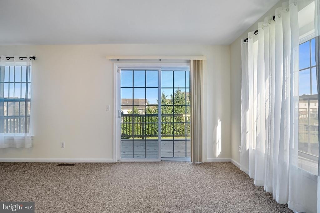 311 Paradee Drive - Photo 10